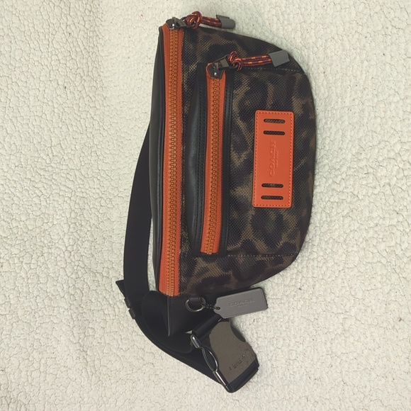 EUC Coach Terrain Belt Bag - Picture 1 of 12